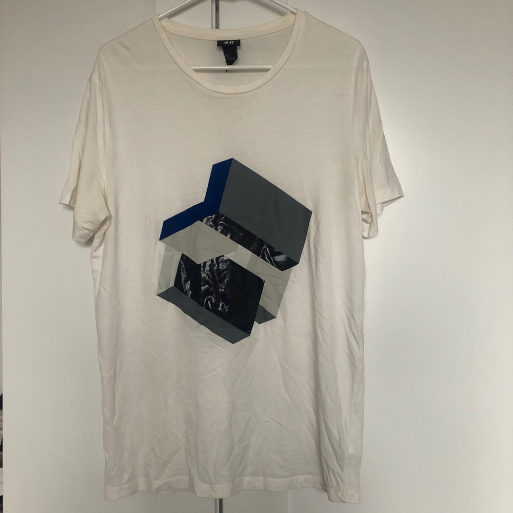 H&M graphic T SHIRT